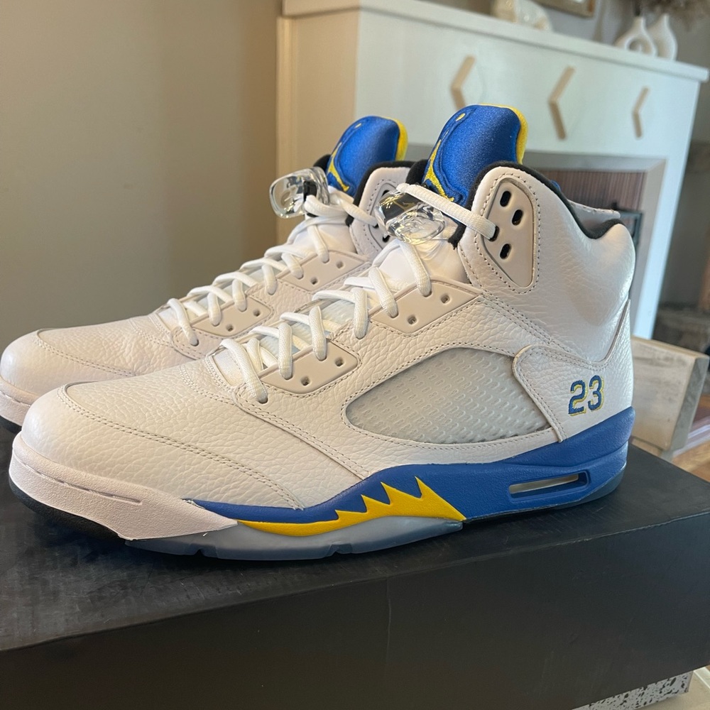 Air Jordan 5 Laneys